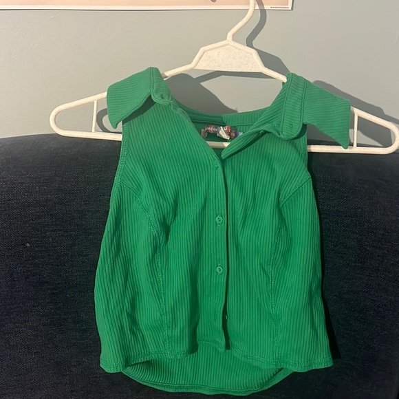 🌻 Green button down collared crop top - Picture 1 of 3